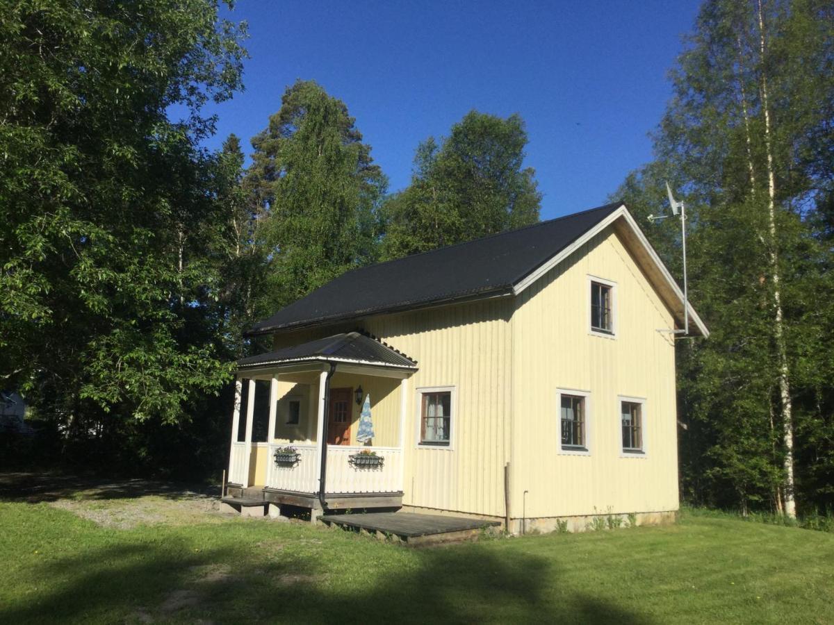 Villa Lilla Lilo Garden à Östersund Extérieur photo